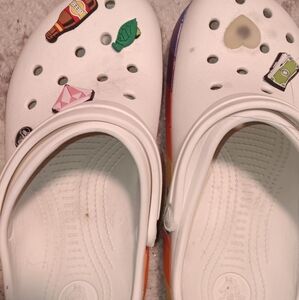 Crocs size W 9 M 7 in good condition some minor stain on the bottom see photos